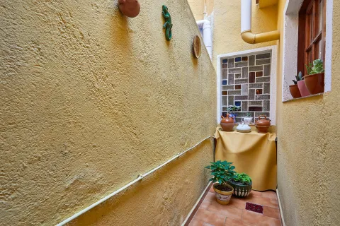 House for sale in Vilassar de Mar, Barcelona, Spain 3 bedrooms, 110 sq.m. No. 167109 - photo 8