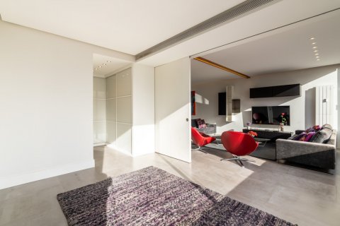 Apartamento en alquiler Madrid, España 3 dormitorios, 220 m2 No. 107192 - foto 29