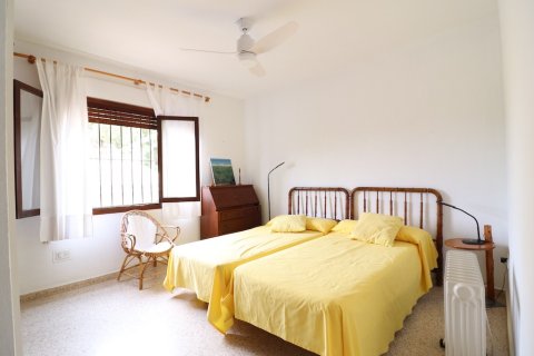 Villa for sale in Campoamor, Alicante, Spain 7 bedrooms, 285 sq.m. No. 145116 - photo 22