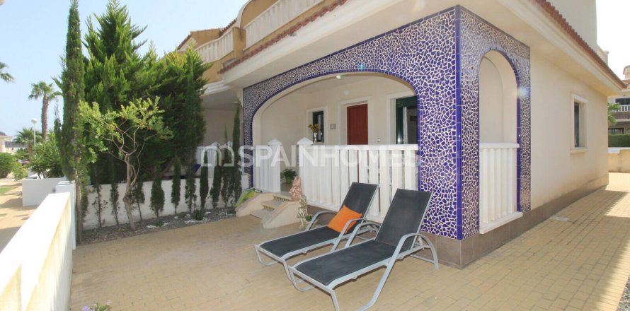 Villa Rojales, Alicante, Spānijā 3 istabas, 117 m2 Nr. 193699