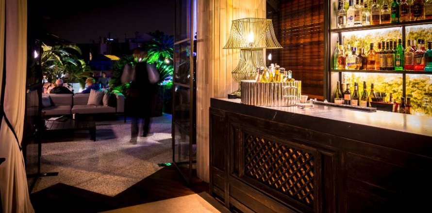 Propiedad comercial en Barcelona, España 75 m2 No. 144127