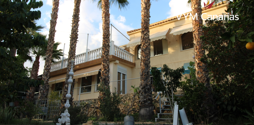 Villa in La Nucia, Alicante, Spanien 5 Schlafzimmer, 318 m2 Nr. 144131