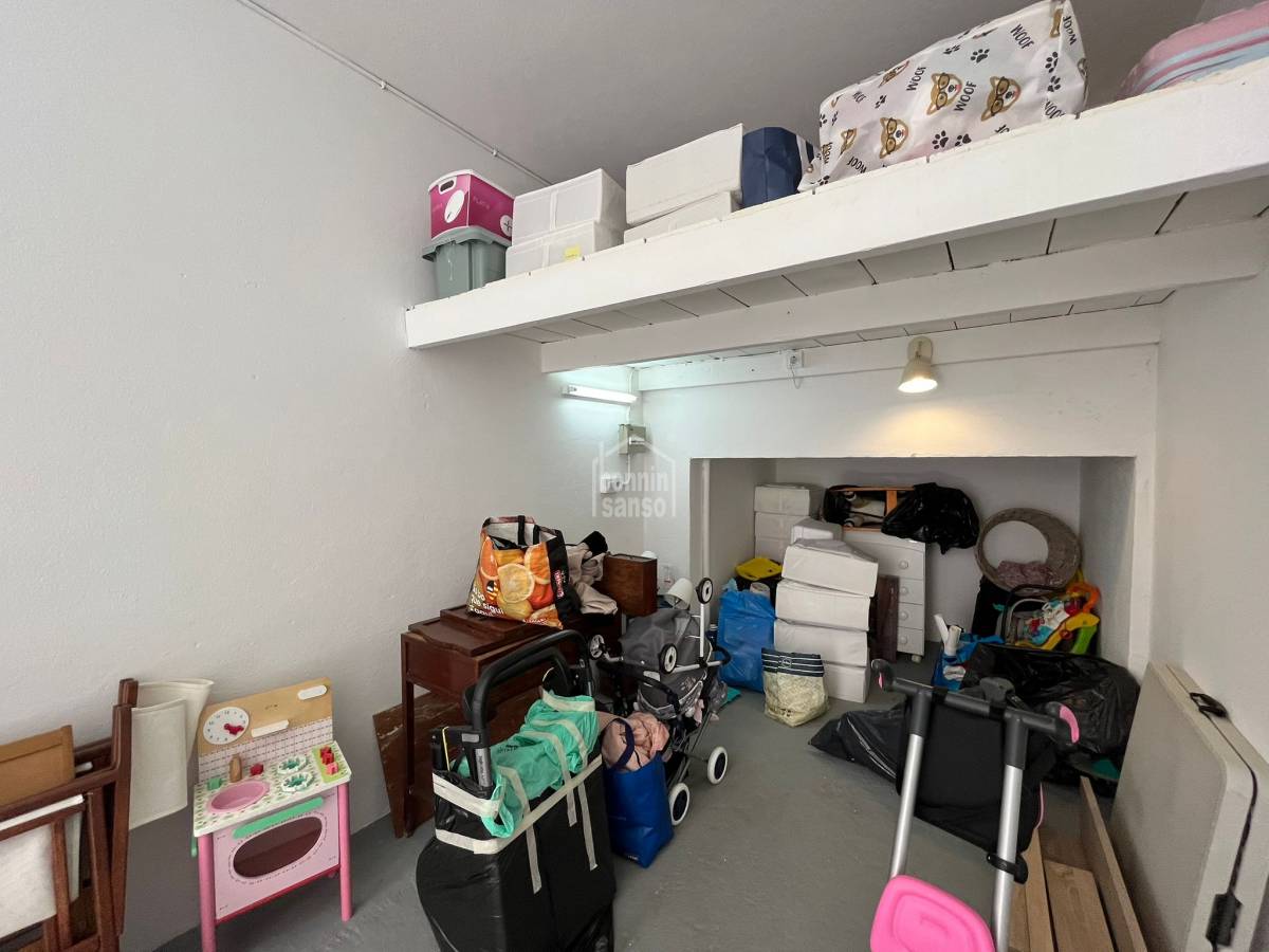 Garage in Es Castell, Menorca, Spain 26 sq.m. No. 183182