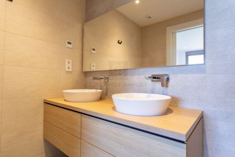 Продажа квартиры в Салоу, Таррагона, Испания 2 спальни, 80м2 №158606 - фото 27