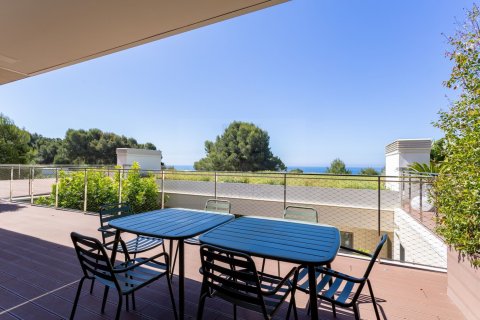 Продажа квартиры в Салоу, Таррагона, Испания 2 спальни, 80м2 №158606 - фото 3