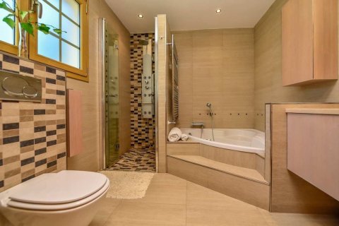 House à vendre à Platja D'aro, Girona, Espagne, 4 chambres, 238 m2 No. 168503 - photo 17