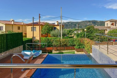 House à vendre à Platja D'aro, Girona, Espagne, 4 chambres, 238 m2 No. 168503 - photo 6
