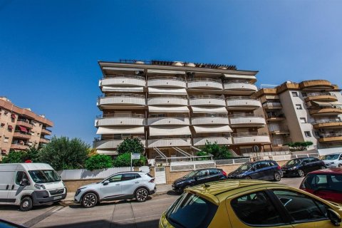 Huoneisto myytävänä Calafell, Tarragona, Espanja, 3 makuuhuonetta, 135 m2 No. 168500 - kuva 24