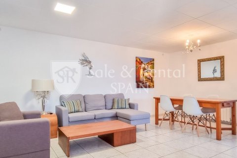 Сasa en venta en Lloret de Mar, Gerona, España 6 dormitorios, 175 m2 No. 168505 - foto 15