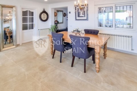Сasa en venta en Lloret de Mar, Gerona, España 6 dormitorios, 175 m2 No. 168505 - foto 4
