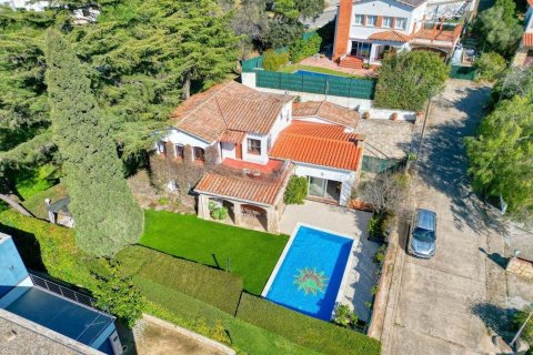 Продажа дома в С'Агаро, Герона, Испания 5 спален, 254м2 №168504 - фото 2
