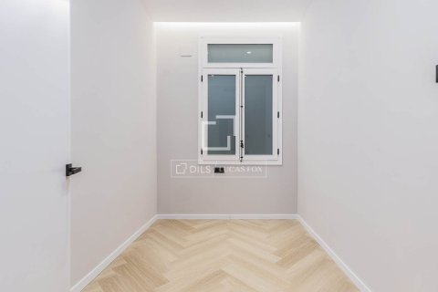 Apartament w Barcelona, Hiszpania 3 sypialnie, 131 mkw. nr 150986 – zdjęcie 15