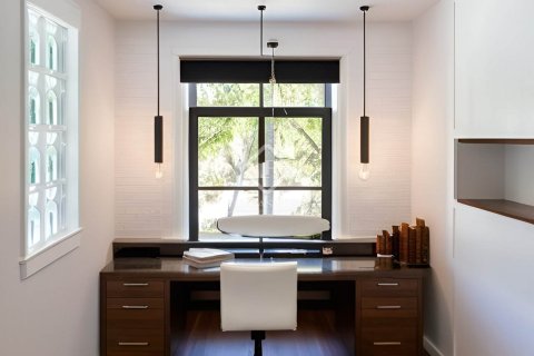 Apartament w Barcelona, Hiszpania 3 sypialnie, 154 mkw. nr 150992 – zdjęcie 17