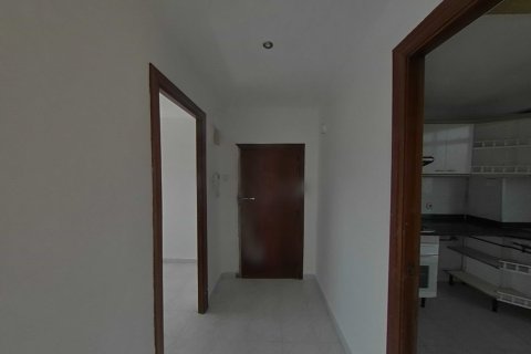 Apartment for sale in Barcelona, Spain 3 bedrooms, 81 sq.m. No. 167095 - photo 20