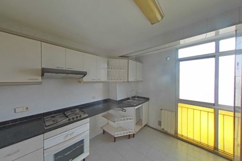 Apartment for sale in Barcelona, Spain 3 bedrooms, 81 sq.m. No. 167095 - photo 7