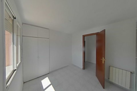 Apartment for sale in Barcelona, Spain 3 bedrooms, 81 sq.m. No. 167095 - photo 14