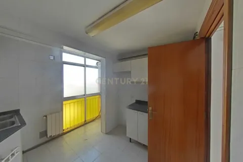 Apartment for sale in Barcelona, Spain 3 bedrooms, 81 sq.m. No. 167095 - photo 27