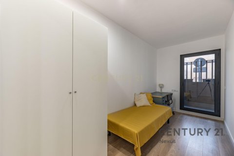 Huoneisto myytävänä Terrassa, Barcelona, Espanja, 3 makuuhuonetta, 120 m2 No. 167096 - kuva 7