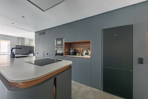 Apartment for sale in Barcelona, Spain 2 bedrooms, 101 sq.m. No. 167092 - photo 7