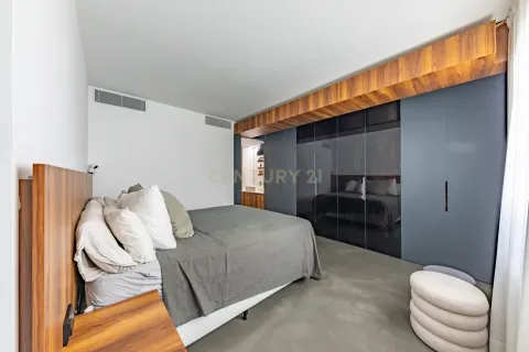 Apartment for sale in Barcelona, Spain 2 bedrooms, 101 sq.m. No. 167092 - photo 18