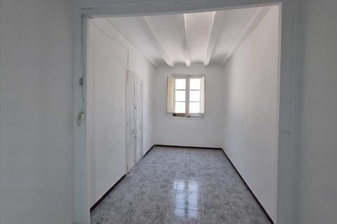 Apartment for sale in Barcelona, Spain 3 bedrooms, 79 sq.m. No. 167094 - photo 10