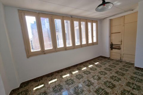 Apartment for sale in Barcelona, Spain 3 bedrooms, 79 sq.m. No. 167094 - photo 15