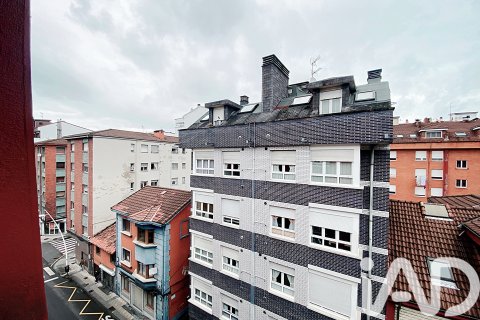 Apartment for sale in Langreo, Asturias, Spain 2 bedrooms, 83 sq.m. No. 185015 - photo 21