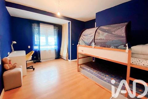 Apartment for sale in Langreo, Asturias, Spain 2 bedrooms, 83 sq.m. No. 185015 - photo 11