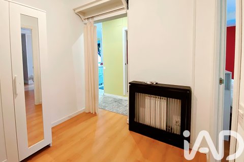 Apartment for sale in Langreo, Asturias, Spain 2 bedrooms, 83 sq.m. No. 185015 - photo 13