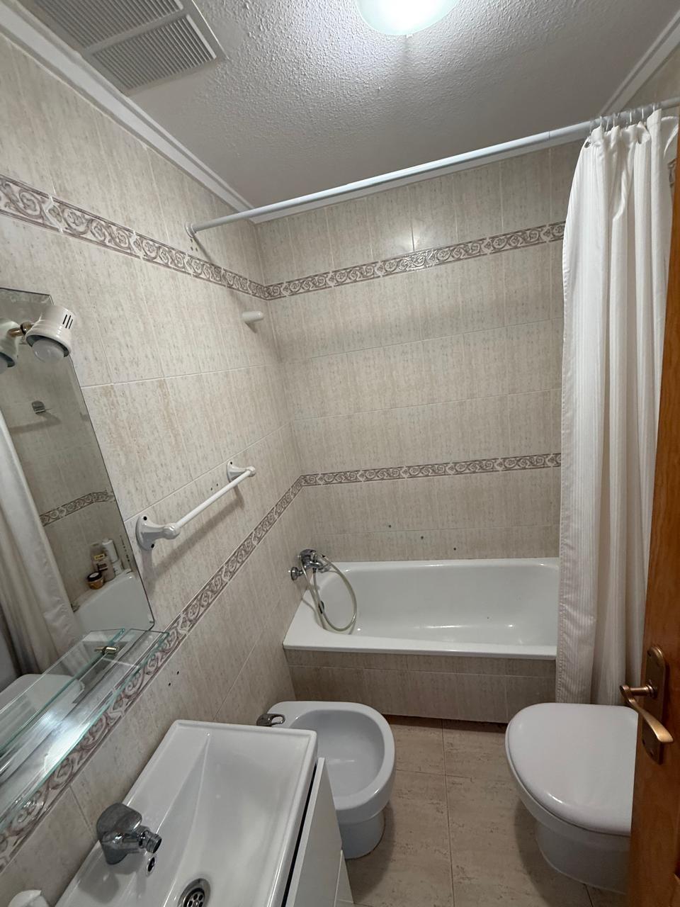 House in Torrevieja, Alicante, Spanien 2 Schlafzimmer, 65 m2 Nr. 182927