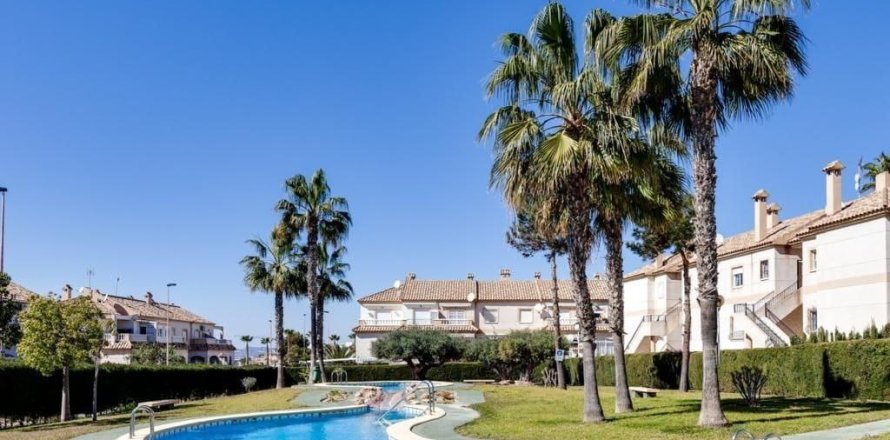Casa a Torrevieja, Alicante, Spagna 2 camere da letto, 65 mq. N° 182927