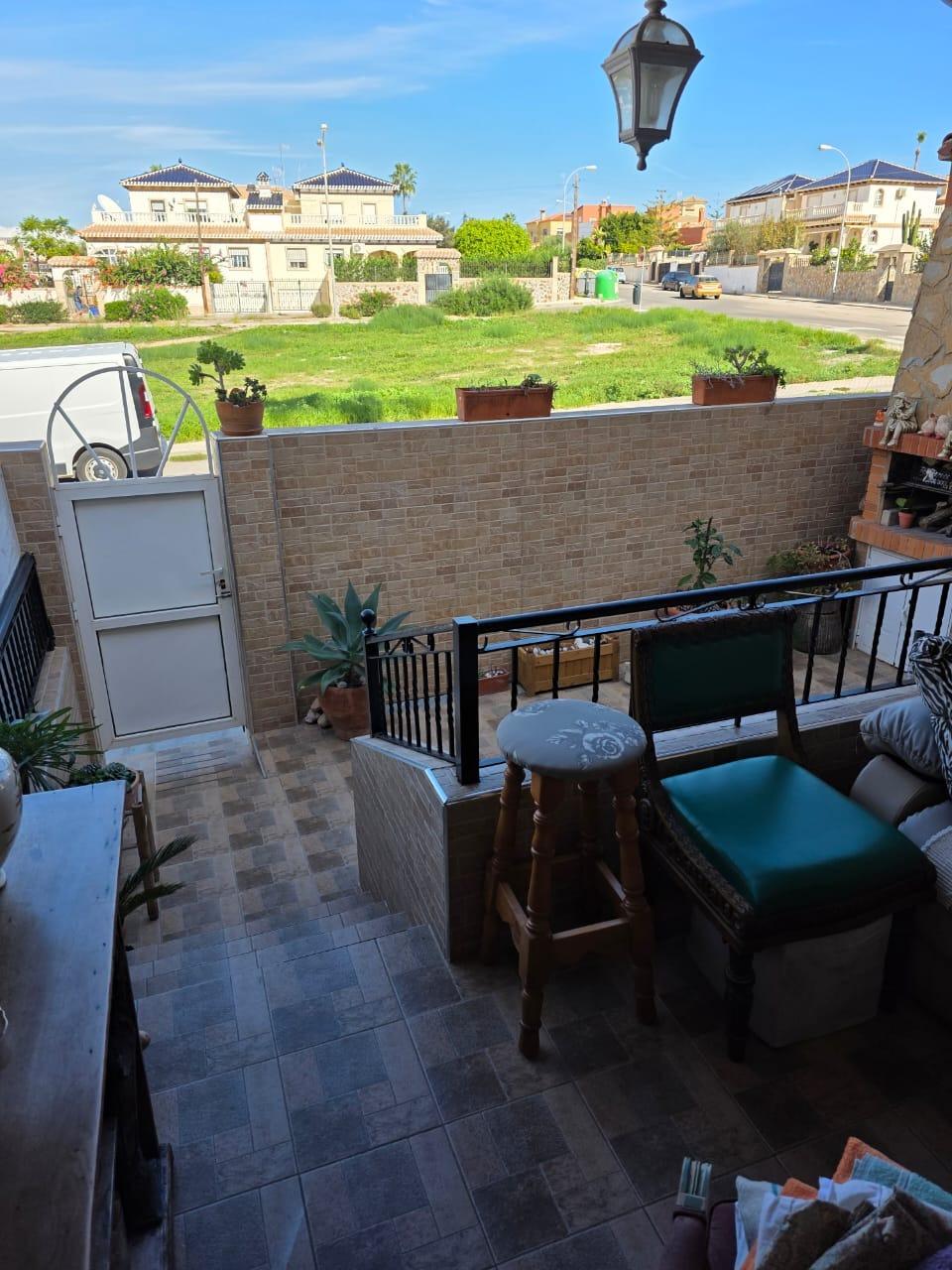 House in Torrevieja, Alicante, Spanien 2 Schlafzimmer, 65 m2 Nr. 182927