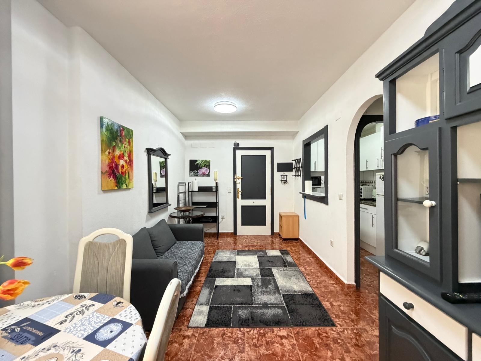 Apartamento en Torrevieja, Alicante, España 1 dormitorio, 48 m2 No. 182929