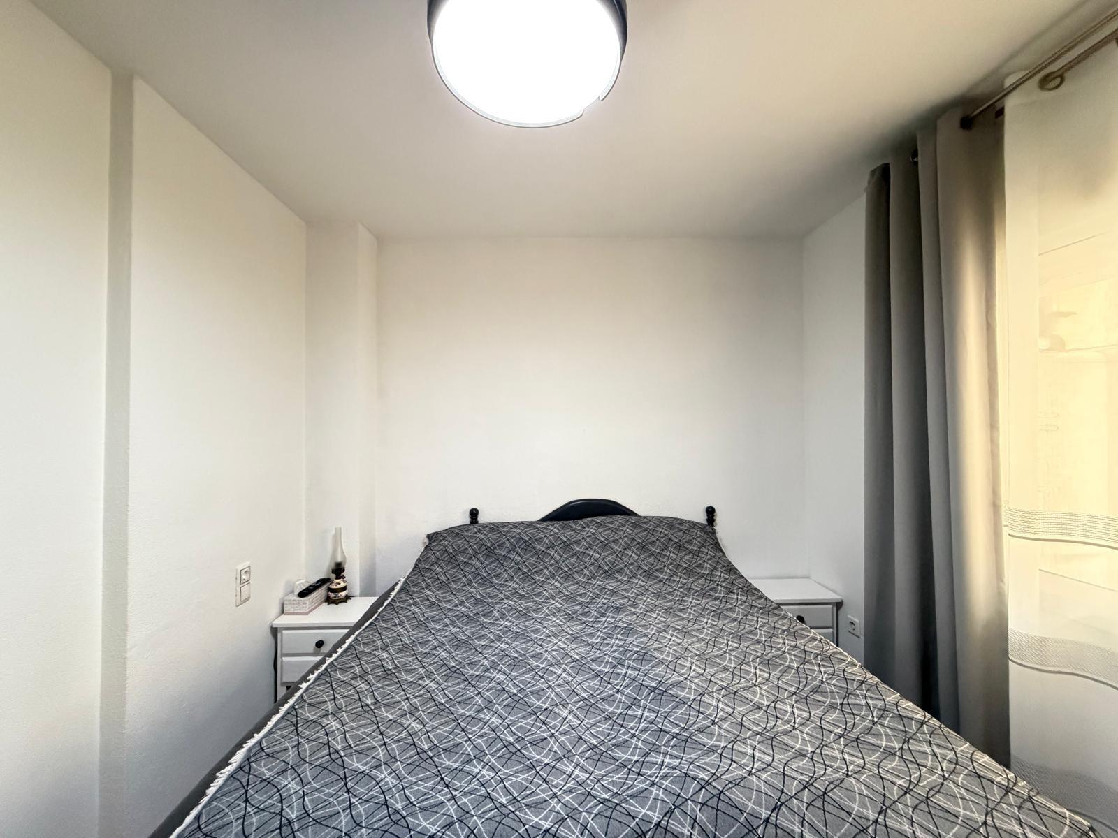 Apartamento en Torrevieja, Alicante, España 1 dormitorio, 48 m2 No. 182929