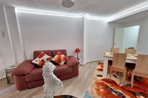 Apartment for sale in Torrevieja, Alicante, Spain 1 bedroom, 117 sq.m. No. 182928 - photo 2