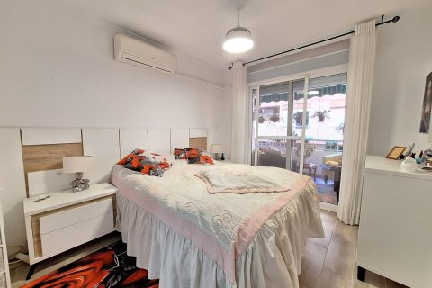 Apartment for sale in Torrevieja, Alicante, Spain 1 bedroom, 117 sq.m. No. 182928 - photo 11