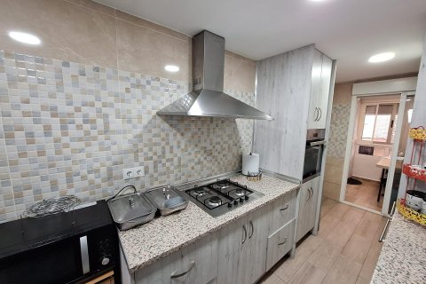 Apartment for sale in Torrevieja, Alicante, Spain 1 bedroom, 117 sq.m. No. 182928 - photo 15