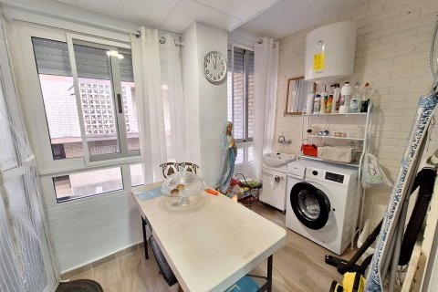 Apartment for sale in Torrevieja, Alicante, Spain 1 bedroom, 117 sq.m. No. 182928 - photo 17