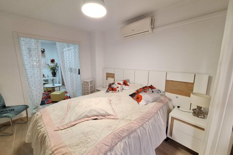 Apartment for sale in Torrevieja, Alicante, Spain 1 bedroom, 117 sq.m. No. 182928 - photo 12
