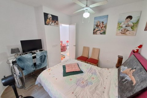 Apartment for sale in Torrevieja, Alicante, Spain 1 bedroom, 117 sq.m. No. 182928 - photo 28