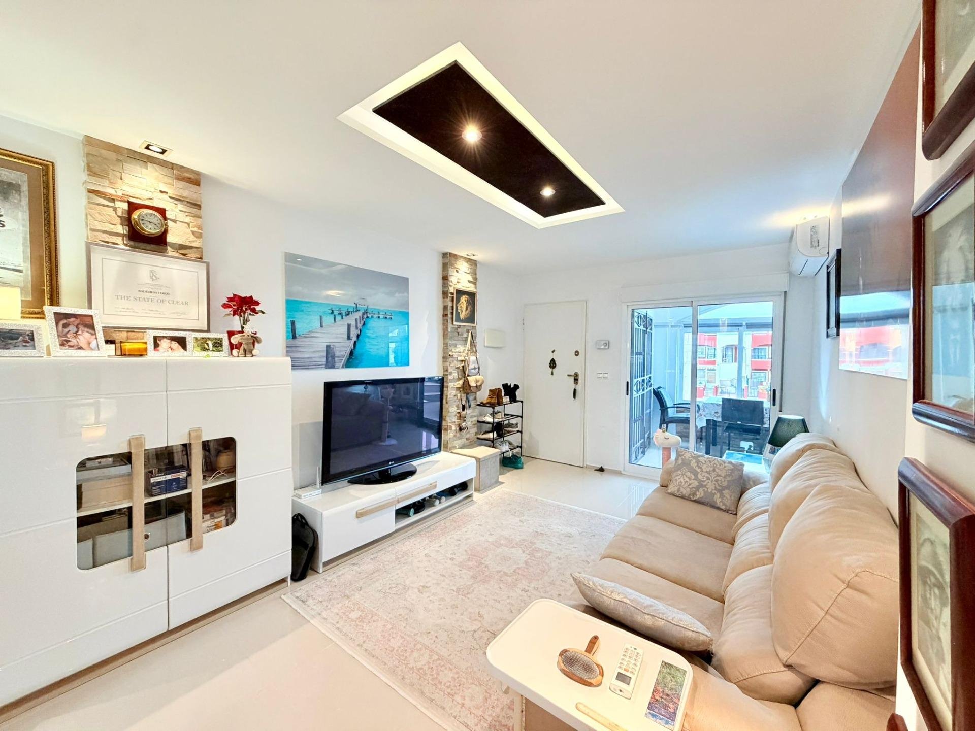 Bungalow in La Florida, Alicante, Spain 2 bedrooms, 77 sq.m. No. 182926