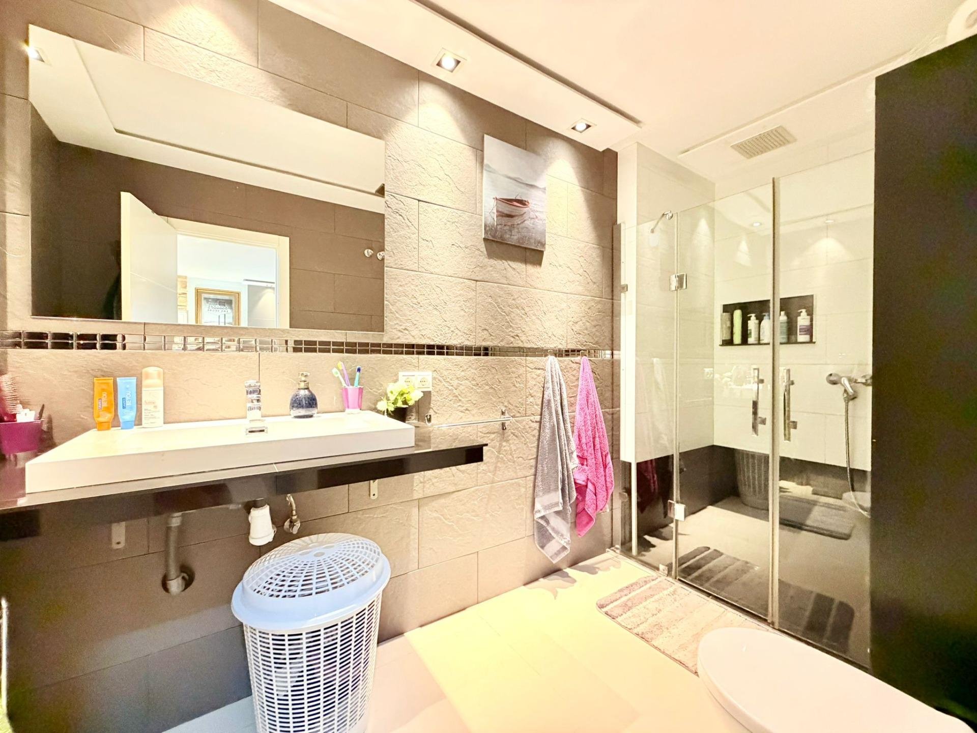 Bungalow in La Florida, Alicante, Spain 2 bedrooms, 77 sq.m. No. 182926