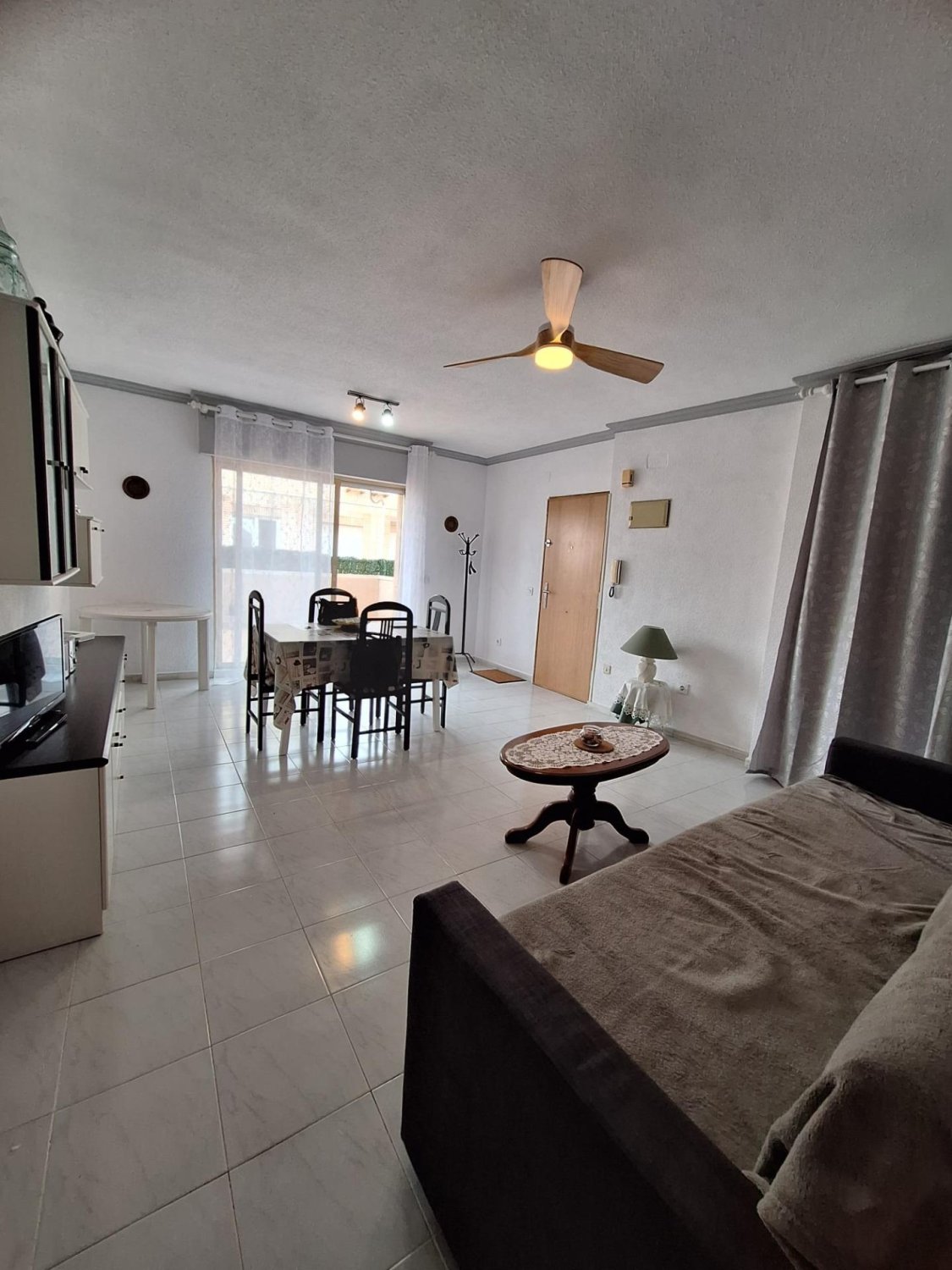 Penthouse in Torrevieja, Alicante, Spain 2 bedrooms,  No. 182924