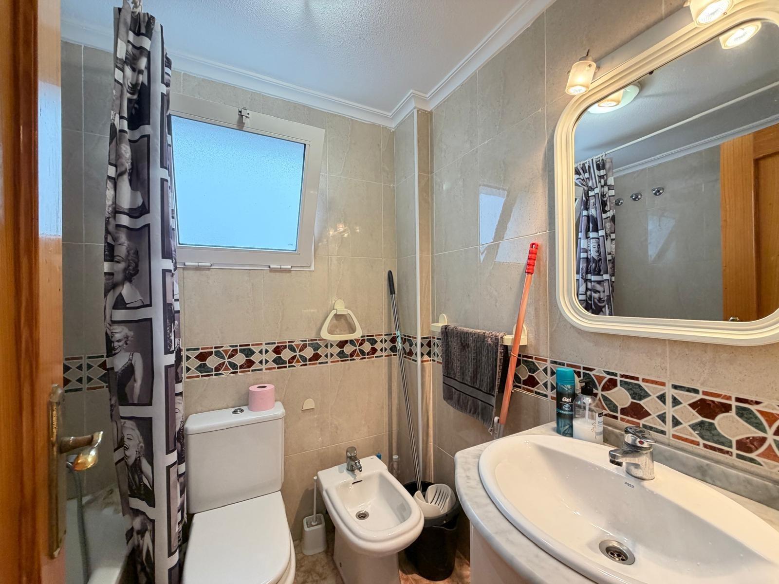 Huoneisto Torrevieja, Alicante, Espanja 2 makuuhuonetta, 63 m2 No. 182930