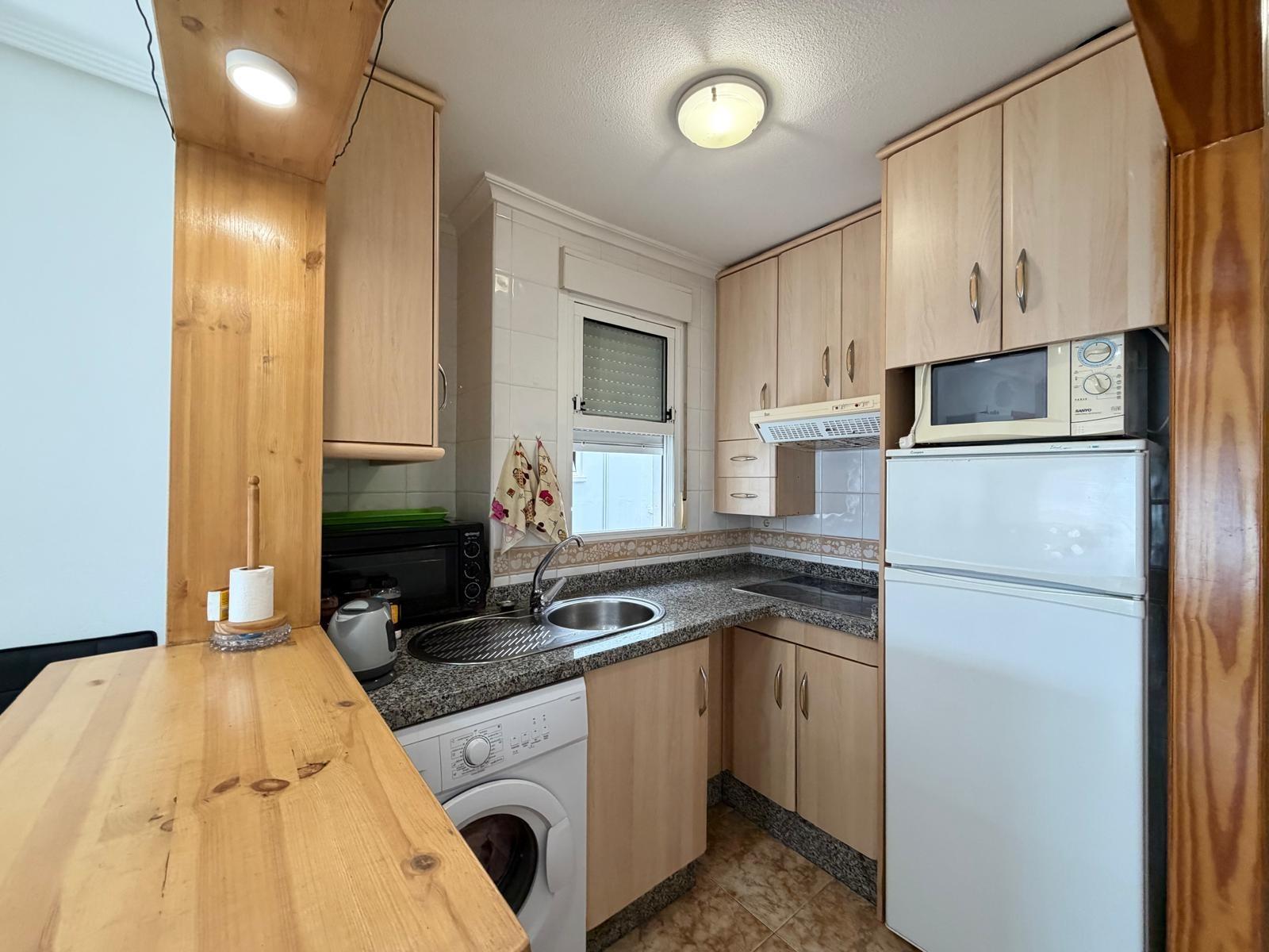 Huoneisto Torrevieja, Alicante, Espanja 2 makuuhuonetta, 63 m2 No. 182930