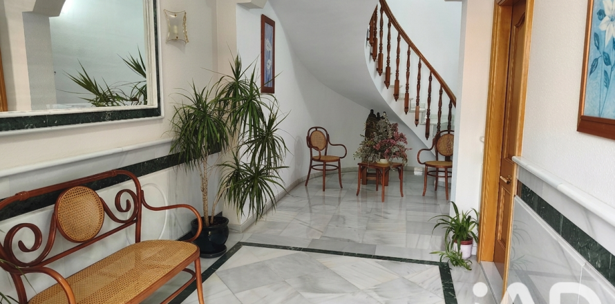 Townhouse in Lucena, Cordoba, Spanien 4 Schlafzimmer, 544 m2 Nr. 192138
