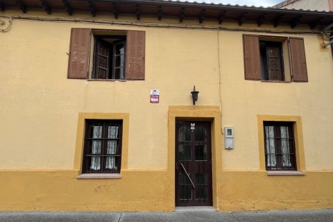 Huoneisto myytävänä Cabreros Del Rio, Leon, Espanja, 3 makuuhuonetta, 242 m2 No. 192136 - kuva 3