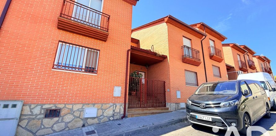 Townhouse in San Martin de Valdeiglesias, Madrid, Spanien 3 Schlafzimmer, 154 m2 Nr. 192135