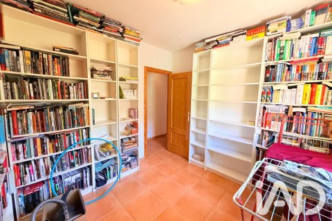 Townhouse zum Verkauf in San Martin de Valdeiglesias, Madrid, Spanien 3 Schlafzimmer, 154 m2 Nr. 192135 - Foto 25