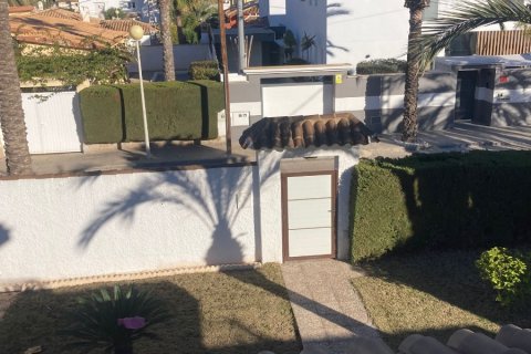 Villa zum Verkauf Cabo Roig, Alicante, Spanien 4 Schlafzimmer, 360 m2 Nr. 119130 - Foto 7